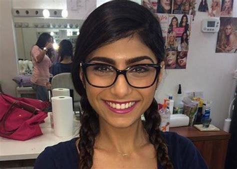 miakhalifa porno|Mia Khalifa: Sexy Lebanese Porn Star Videos 